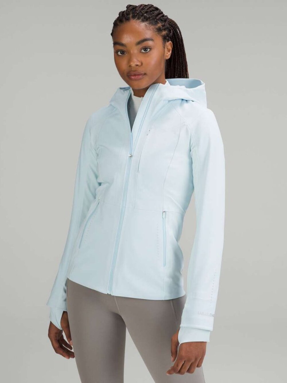Lululemon Cross Chill Jacket in Powder Blue. Size 6